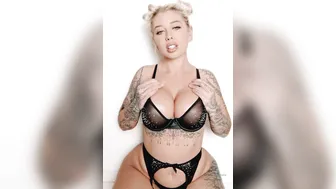 vickyaisha onlyfans skillful slut jerks off