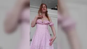 imogenlucie onlyfans big ass blonde in stockings twisting her ass