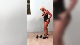 queensavagedoll_I onlyfans Blonde chick