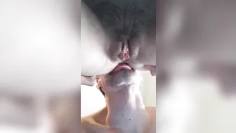 nsfwhailey onlyfans dark skinned lady gently jerks her pussy