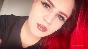raquelroperxx onlyfans cute slut caresses intimate places