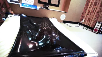 mistresshinako onlyfans cute babe rides a sex toy