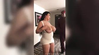 jaylenerio onlyfans Attractive females