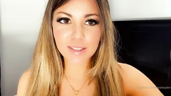 kaylakayden onlyfans busty bitch massages her pussy and nipples