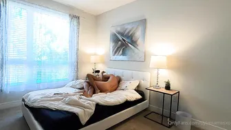 dylanjamesxo onlyfans beautiful chick takes off her underwear