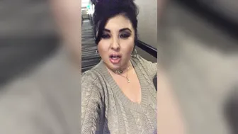 jaylenerio onlyfans Curly woman