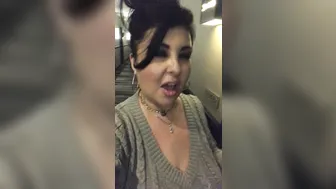 jaylenerio onlyfans Curly woman