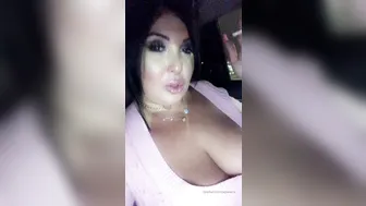 jaylenerio onlyfans perfect swell caresses sex lips