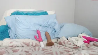wetsparkles chaturbate Charming light hair