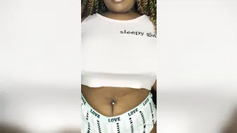 diorlips onlyfans whore babe masturbates pussy