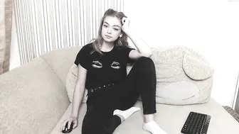 vikki_walker chaturbate cute bitch shows off her gorgeous body