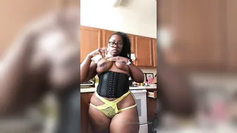 diorlips onlyfans sweet lady caresses pussy