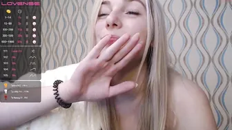 _mayasins_ chaturbate Blonde lady