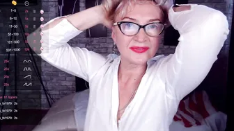 nelly_walker chaturbate wonderful quinit pushes fingers