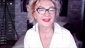 nelly_walker chaturbate wonderful quinit pushes fingers