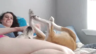 wetsparkles chaturbate cute babe in stockings massages vagina with hand