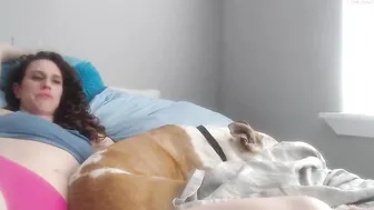 wetsparkles chaturbate cute babe in stockings massages vagina with hand