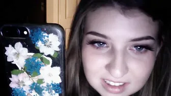 mcinnamonsxo chaturbate fucks herself in pussy