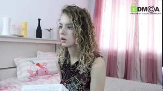 sweet_oh chaturbate fingering pussy moaning another whore