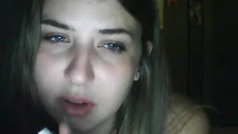 mcinnamonsxo chaturbate showing off her body