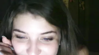 mcinnamonsxo chaturbate showing off her body