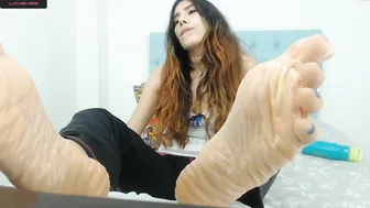 maite_walker chaturbate shines pussy and caresses big tits