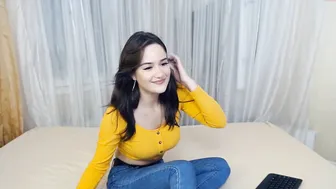 avroraharper chaturbate Dark-haired chick