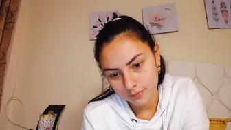 angel_smile_ chaturbate caresses his magnificent body