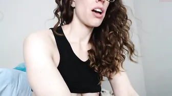 wetsparkles chaturbate Restless girl