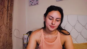 angel_smile_ chaturbate Black-haired curva