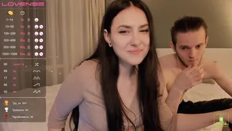 _your_lovers_ chaturbate juicy babe fucks her shaved pussy