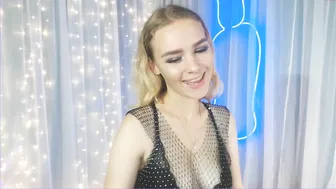 pink_angels chaturbate gorgeous bitches lick wet pussies