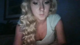krizzy51330 chaturbate busty babe twirls big ass