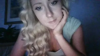 krizzy51330 chaturbate busty babe twirls big ass