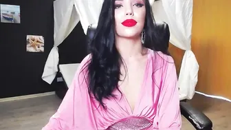 illegal__ chaturbate hot beast sticks fingers in wet holes