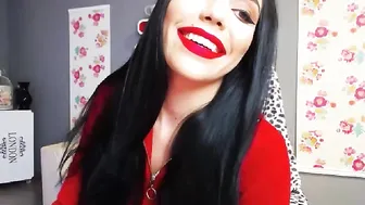 illegal__ chaturbate slutty chicks lick their cunt