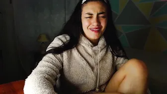 naughty_angel_x chaturbate cute slut jerking shaved cunt