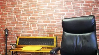 illegal__ chaturbate busty slut brings herself to squirt