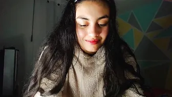 naughty_angel_x chaturbate beauty is resting with pussy