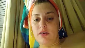 marilynn74 chaturbate cute girl shows the body