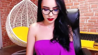 illegal__ chaturbate the naughty bitch jerks off with sex toys