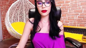 illegal__ chaturbate the naughty bitch jerks off with sex toys