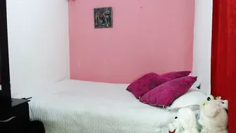 mmmlala chaturbate skinny girl posing nude