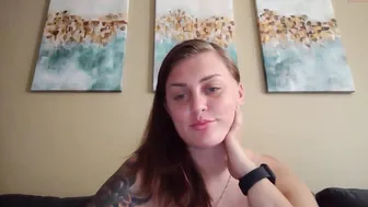 marilynn74 chaturbate Young chick