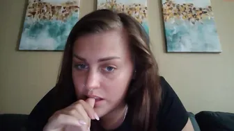 marilynn74 chaturbate Young chick