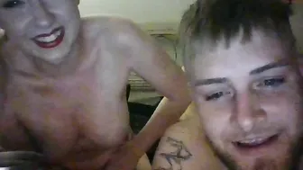 krizzy51330 chaturbate beautiful female strips and jerks off