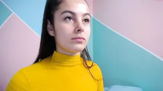 lilicarter__ chaturbate beautiful schoolgirl fucks juicy pussy