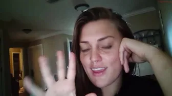 marilynn74 chaturbate harley quinn fucks sex toys