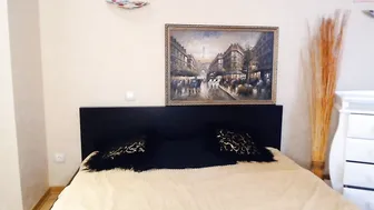 kriss_kiss__ chaturbate nice lady massages vagina