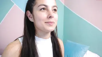 lilicarter__ chaturbate beauty sensually satisfies her pussy